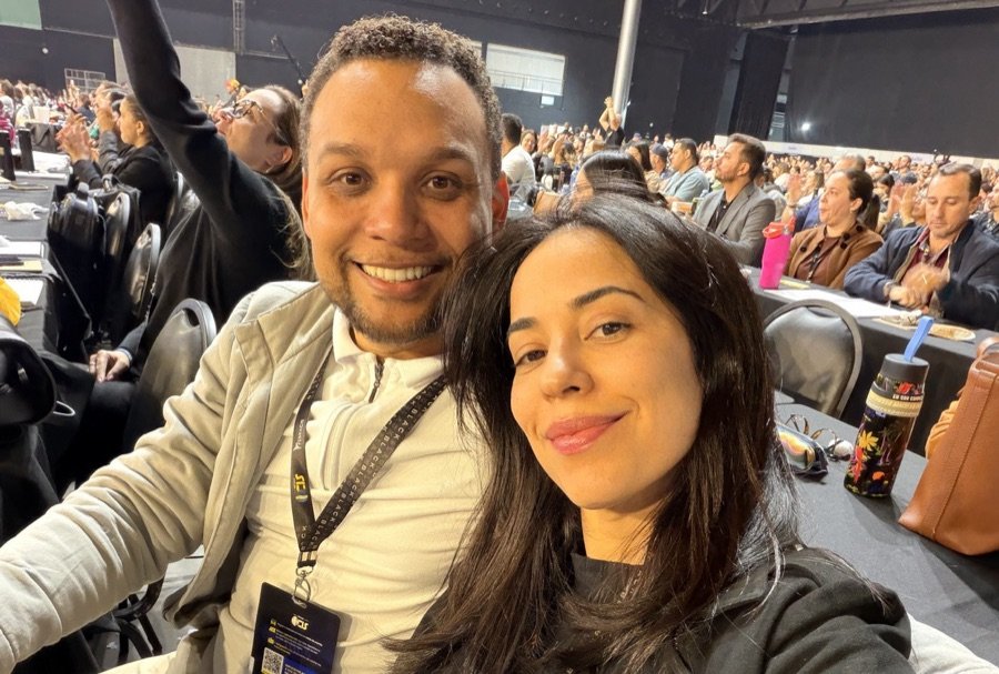 Tayla Assis e Jefferson Martins, os dois donos da Manancial Treinamentos